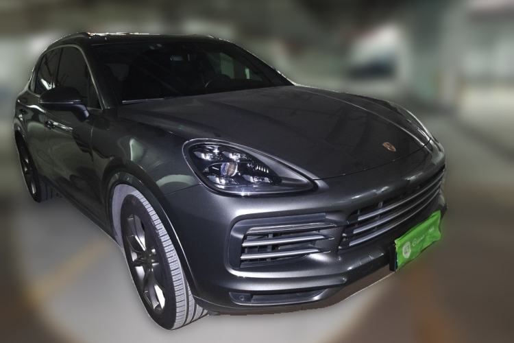 Used Porsche Cayenne 2019 Cayenne 3.0T Front Right 45 Deg