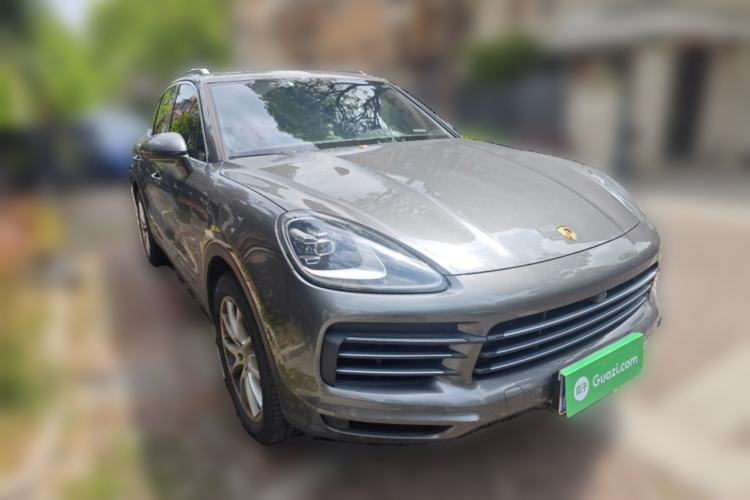 Used Porsche Cayenne 2019 Cayenne 3.0T Front Right 45 Deg