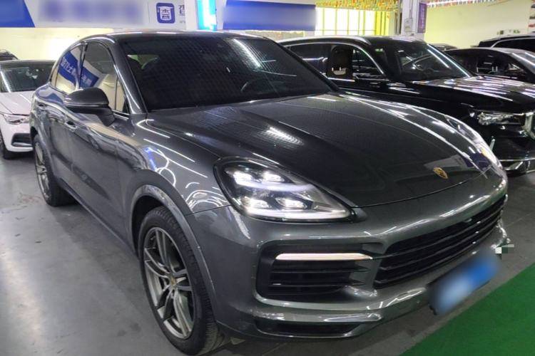 Used Porsche Cayenne 2019 Cayenne Coupé 3.0T Front Right 45 Deg