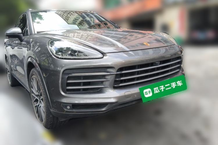 Used Porsche Cayenne 2019 Cayenne 3.0T Front Right 45 Deg