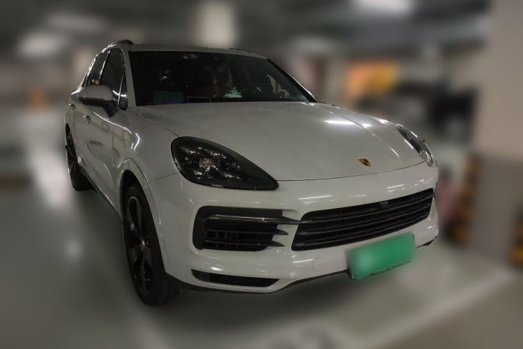 Used Porsche Cayenne 2019 Cayenne 3.0T Front Right 45 Deg