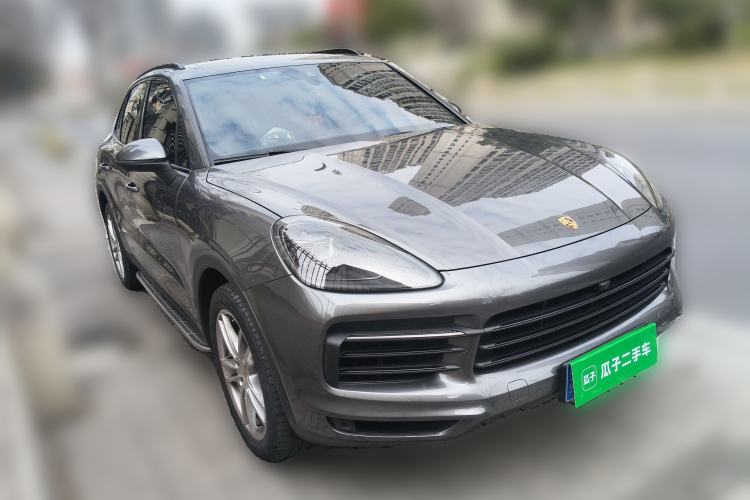 Used Porsche Cayenne 2019 Cayenne 3.0T Front Right 45 Deg