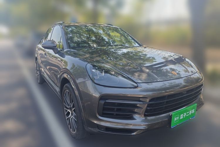 Used Porsche Cayenne 2019 Cayenne 3.0T Front Right 45 Deg