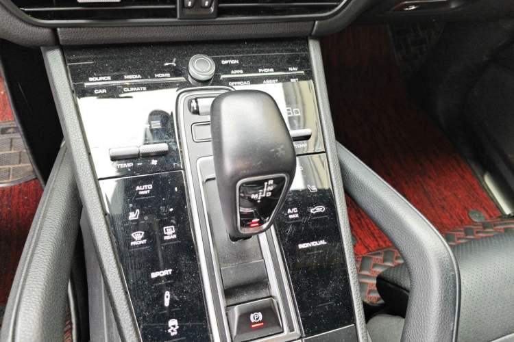 Used Porsche Cayenne 2019 Cayenne 3.0T Gear Lever