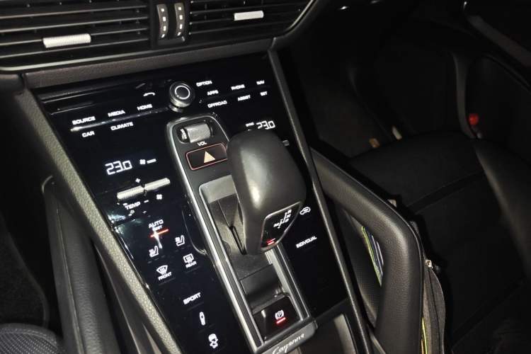 Used Porsche Cayenne 2019 Cayenne 3.0T Gear Lever