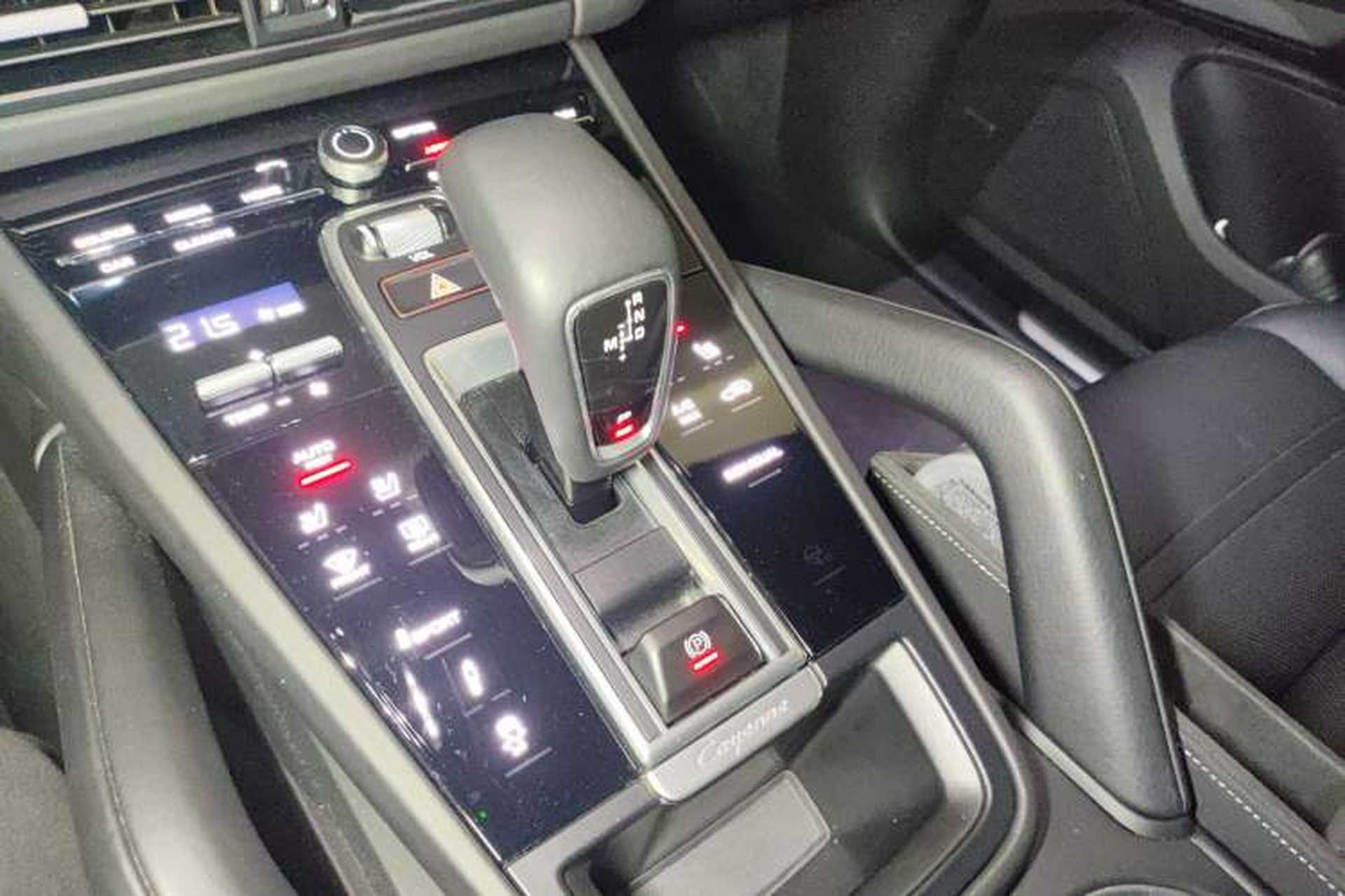 Used Porsche Cayenne 2019 Cayenne 3.0T Gear Lever
