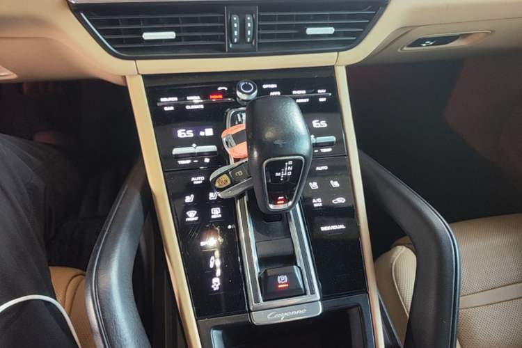 Used Porsche Cayenne 2019 Cayenne 3.0T Gear Lever