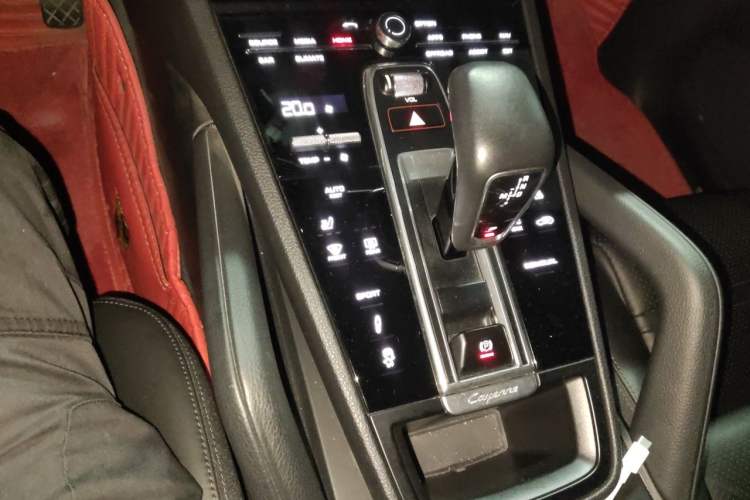 Used Porsche Cayenne  Gear Lever