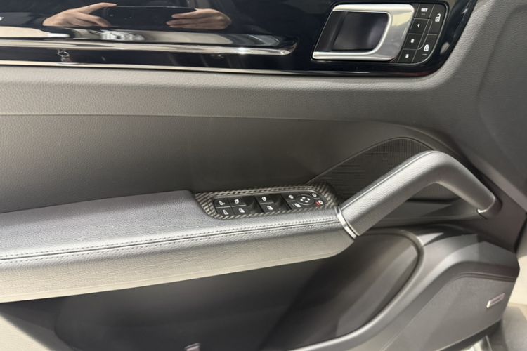 Used Porsche Cayenne 2019 Cayenne 3.0T Interior 11