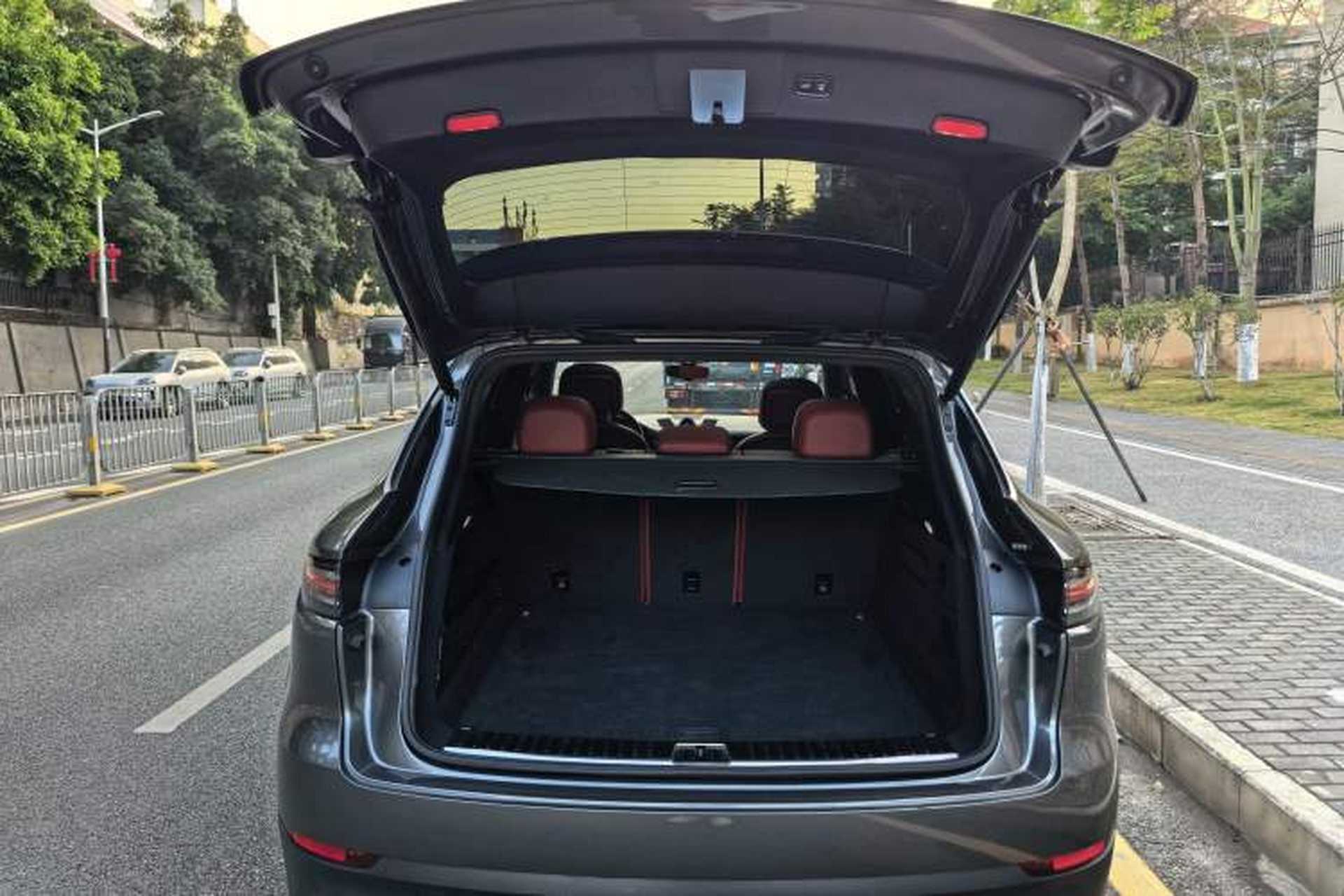 Used Porsche Cayenne 2019 Cayenne 3.0T Interior 13