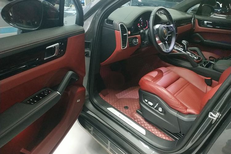 Used Porsche Cayenne 2019 Cayenne 3.0T Interior 3