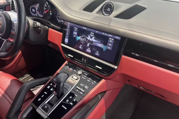 Used Porsche Cayenne 2019 Cayenne 3.0T Interior 3