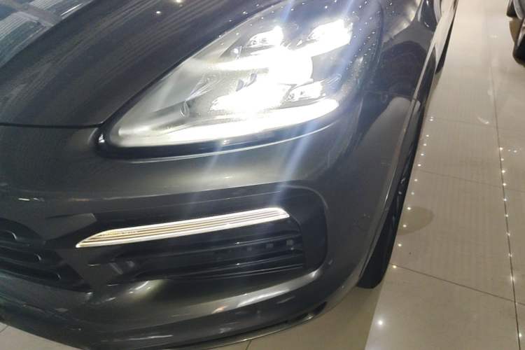 Used Porsche Cayenne 2019 Cayenne 3.0T Left Front Headlight