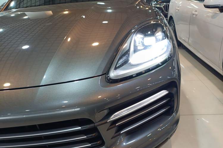 Used Porsche Cayenne 2019 Cayenne 3.0T Left Front Headlight