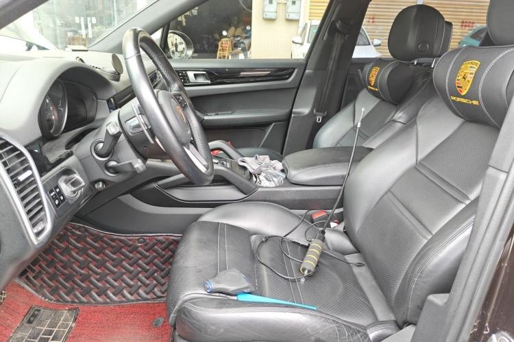 Used Porsche Cayenne 2019 Cayenne 3.0T Left Front Seat