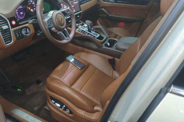 Used Porsche Cayenne 2019 Cayenne 3.0T Left Front Seat