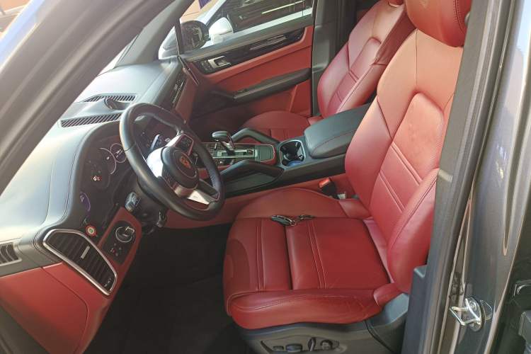 Used Porsche Cayenne 2019 Cayenne 3.0T Left Front Seat