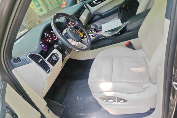 Used Porsche Cayenne 2019 Cayenne 3.0T Left Front Seat
