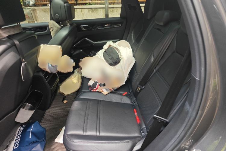 Used Porsche Cayenne 2019 Cayenne 3.0T Left Rear Seat