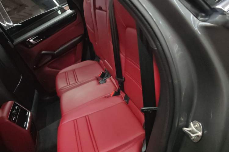 Used Porsche Cayenne 2019 Cayenne 3.0T Left Rear Seat