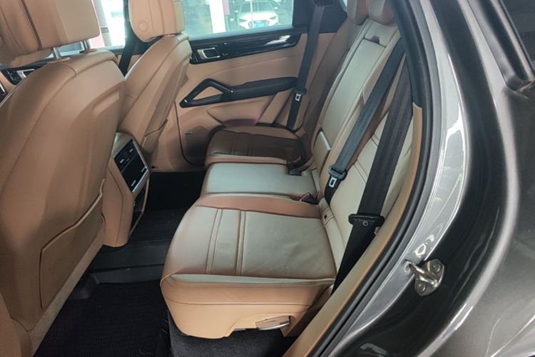 Used Porsche Cayenne 2019 Cayenne 3.0T Left Rear Seat