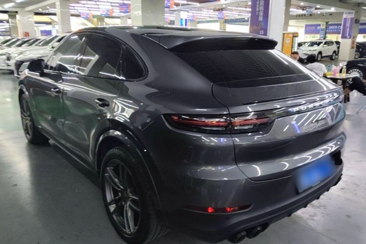 Used Porsche Cayenne 2019 Cayenne Coupé 3.0T Rear Left 45 Deg