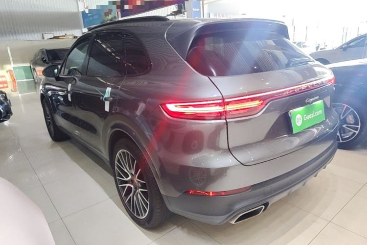 Used Porsche Cayenne 2019 Cayenne 3.0T Rear Left 45 Deg