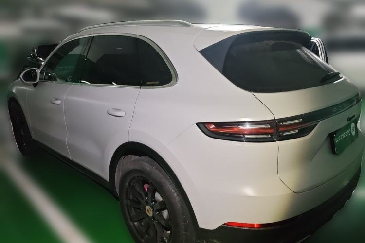 Used Porsche Cayenne 2019 Cayenne 3.0T Rear Left 45 Deg