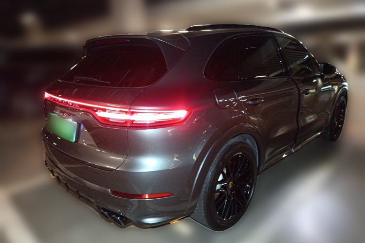 Used Porsche Cayenne 2019 Cayenne 3.0T Rear Right 45 Deg