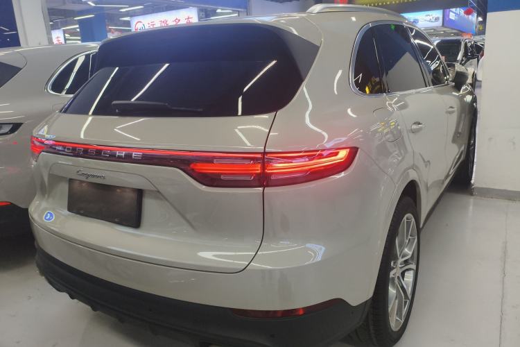 Used Porsche Cayenne 2019 Cayenne 3.0T Rear Right 45 Deg