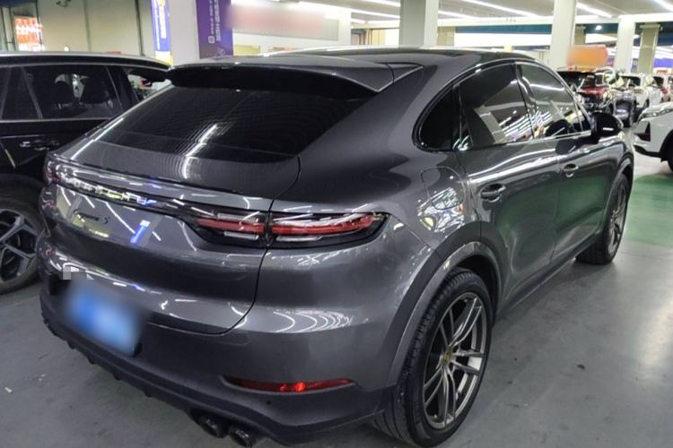 Used Porsche Cayenne 2019 Cayenne Coupé 3.0T Rear Right 45 Deg