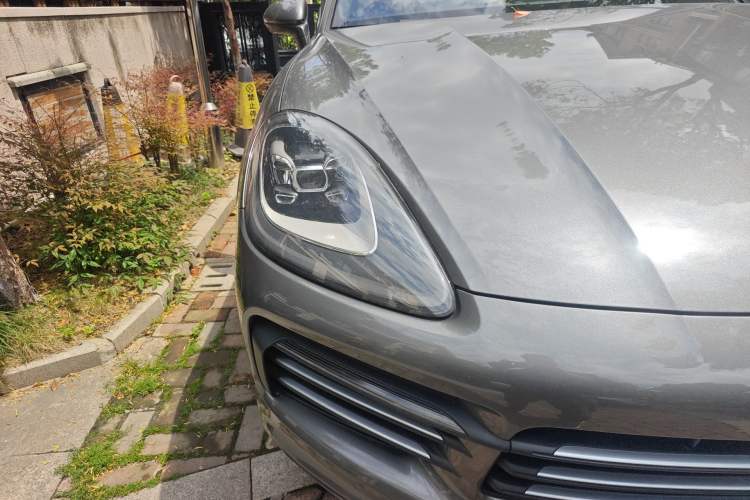 Used Porsche Cayenne 2019 Cayenne 3.0T Right Front Headlight