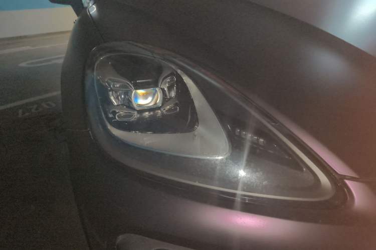 Used Porsche Cayenne 2019 Cayenne Coupé 3.0T Right Front Headlight