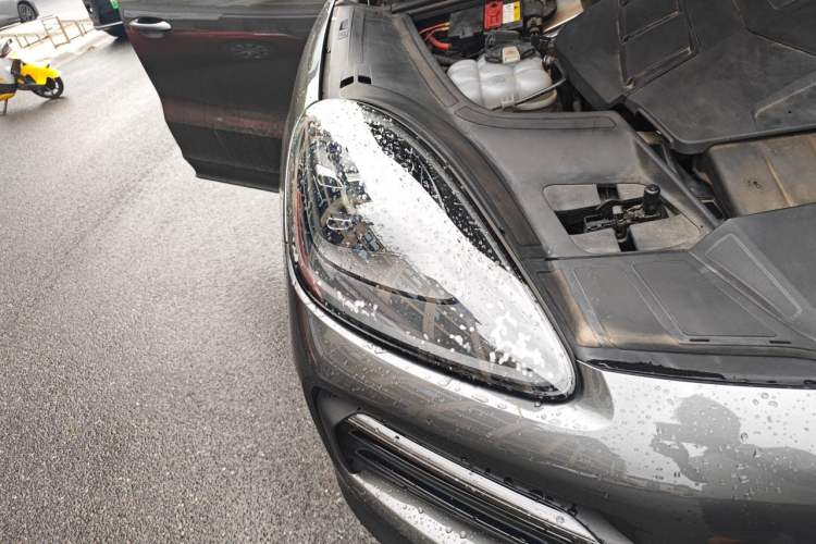 Used Porsche Cayenne 2019 Cayenne 3.0T Right Front Headlight