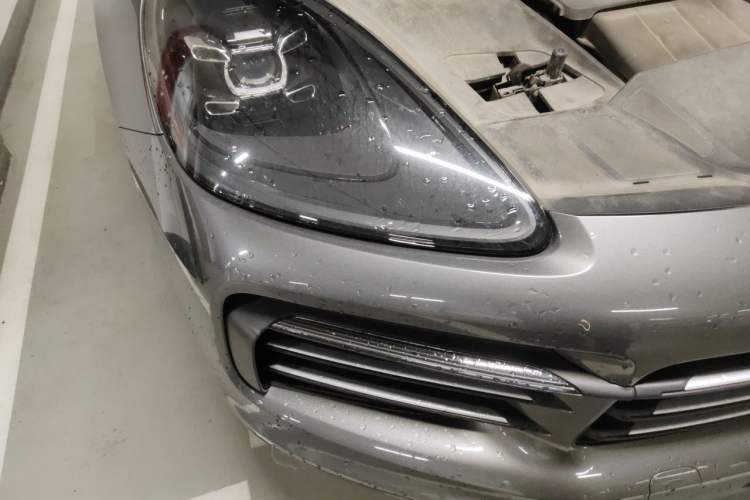 Used Porsche Cayenne  Right Front Headlight