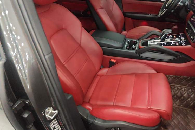 Used Porsche Cayenne 2019 Cayenne 3.0T Right Front Seat