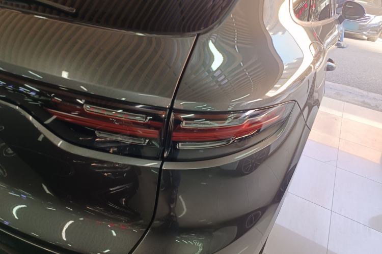 Used Porsche Cayenne 2019 Cayenne 3.0T Right Rear Taillight