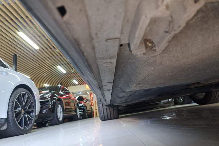 Used Porsche Cayenne 2019 Cayenne 3.0T Right Side Sill