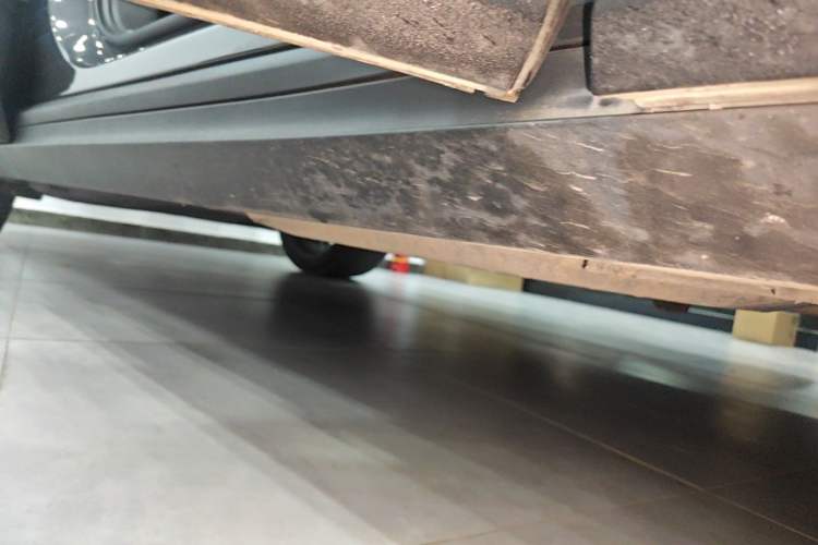 Used Porsche Cayenne 2019 Cayenne 3.0T Right Side Sill