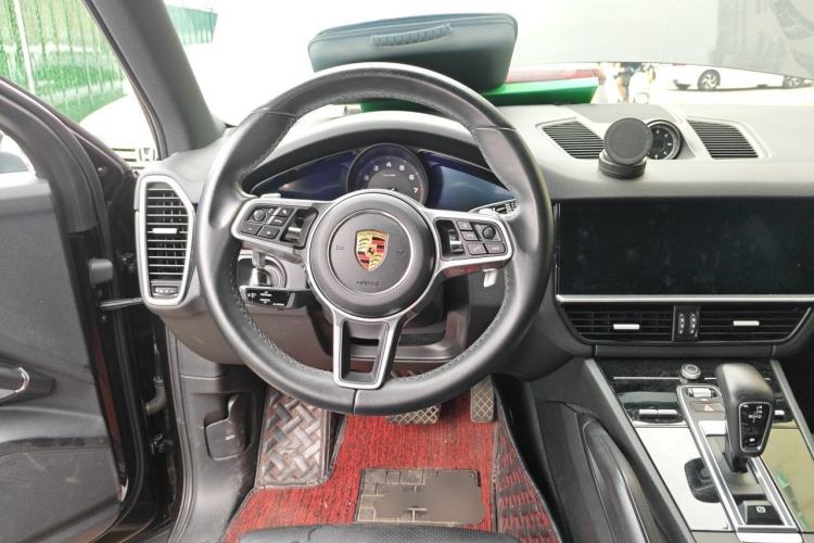 Used Porsche Cayenne 2019 Cayenne 3.0T Steering Wheel