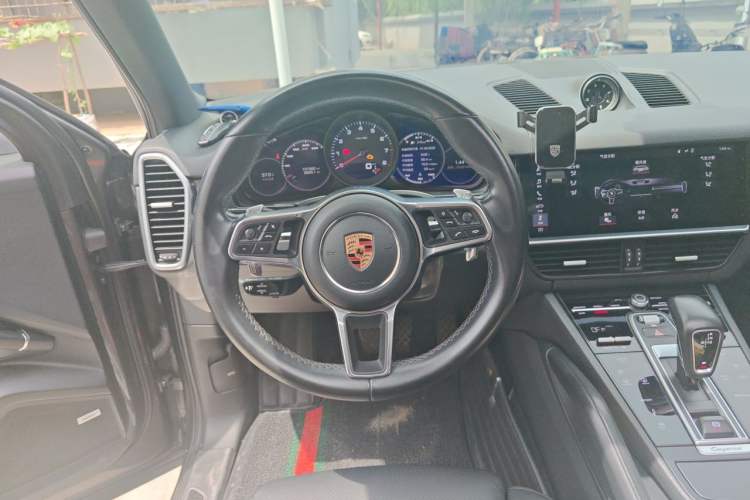 Used Porsche Cayenne 2019 Cayenne 3.0T Steering Wheel
