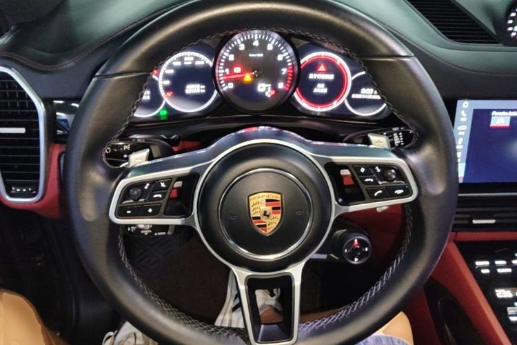 Used Porsche Cayenne 2019 Cayenne Coupé 3.0T Steering Wheel