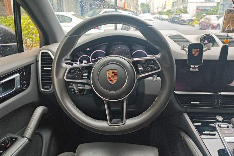 Used Porsche Cayenne 2019 Cayenne 3.0T Steering Wheel