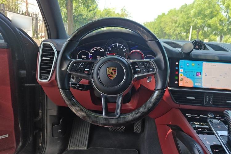 Used Porsche Cayenne 2019 Cayenne 3.0T Steering Wheel
