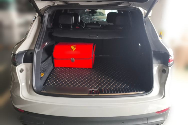 Used Porsche Cayenne 2019 Cayenne 3.0T Trunk