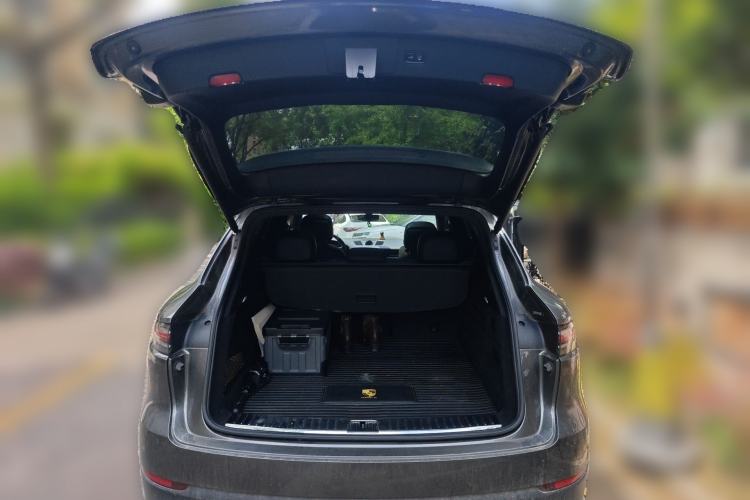 Used Porsche Cayenne 2019 Cayenne 3.0T Trunk