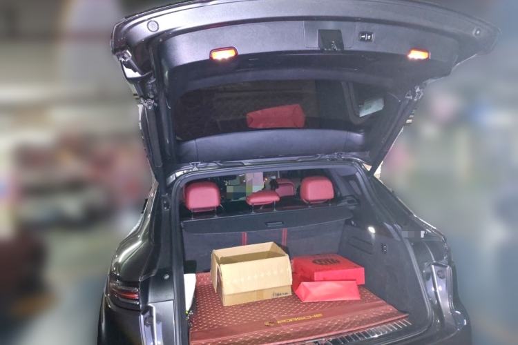 Used Porsche Cayenne 2019 Cayenne 3.0T Trunk