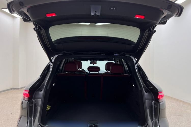 Used Porsche Cayenne 2019 Cayenne 3.0T Trunk