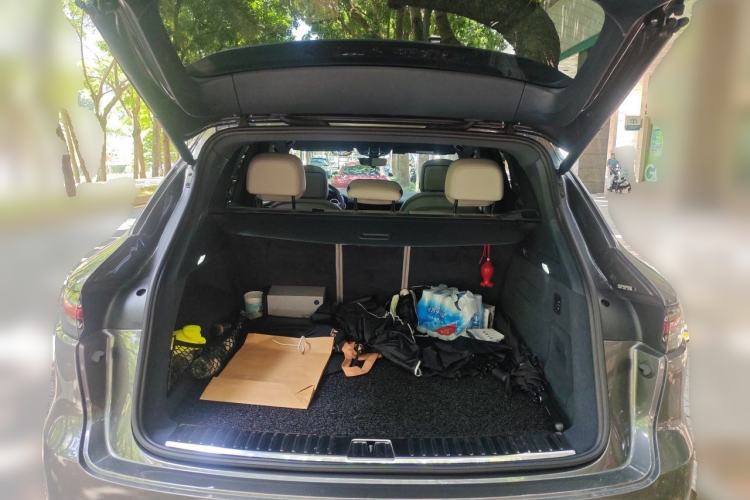 Used Porsche Cayenne 2019 Cayenne 3.0T Trunk