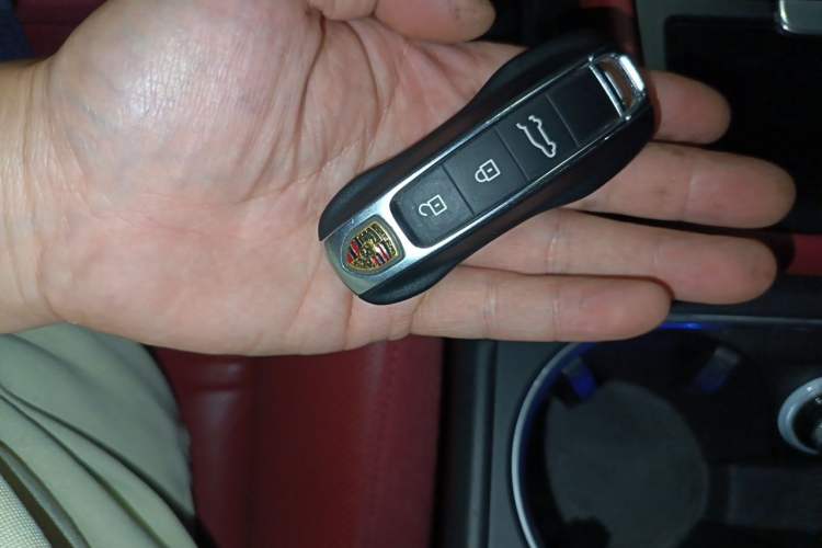 Used Porsche Cayenne 2019 Cayenne 3.0T Vehicle Key